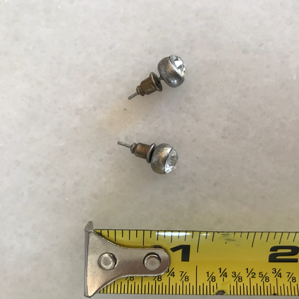 Small faux-diamond studs, rounded, unique shape